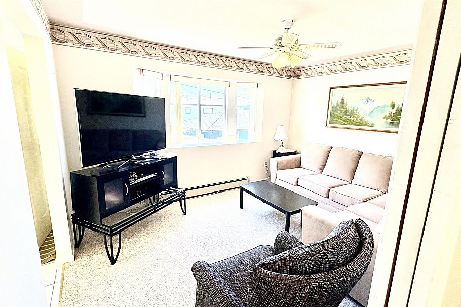 5095 Nanaimo Street Vancouver, BC - 13