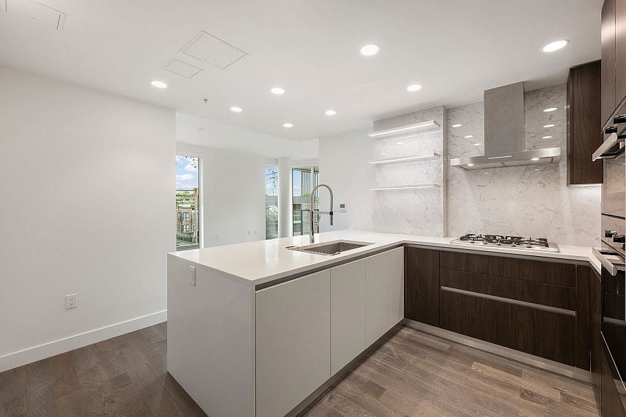 301 2888 Arbutus Street Vancouver, BC - 17