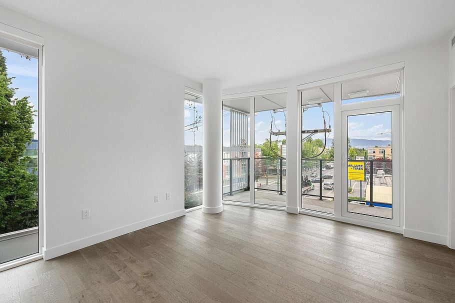 301 2888 Arbutus Street Vancouver, BC - 8