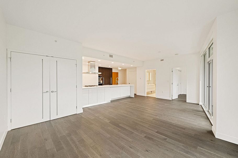 303 2888 Arbutus Street Vancouver, BC - 9
