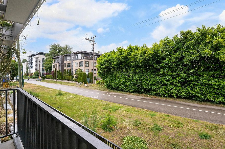 203 2888 Arbutus Street Vancouver, BC - 36