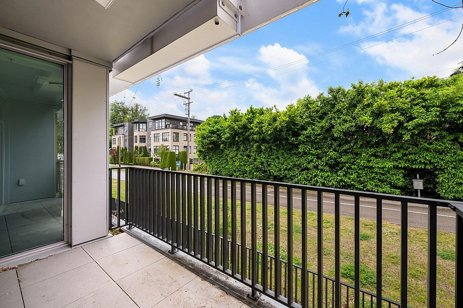 203 2888 Arbutus Street Vancouver, BC - 33
