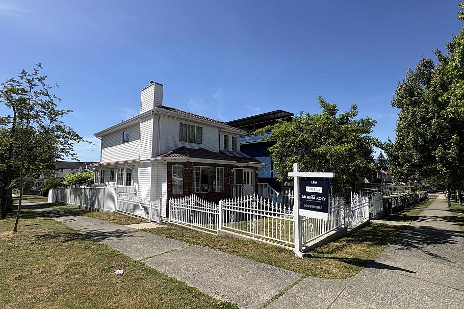 5095 Nanaimo Street Vancouver, BC - 15