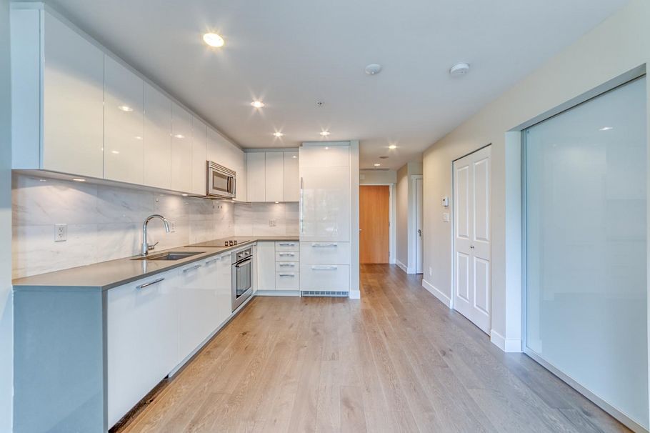 506 5728 Berton Avenue Vancouver, BC - 3