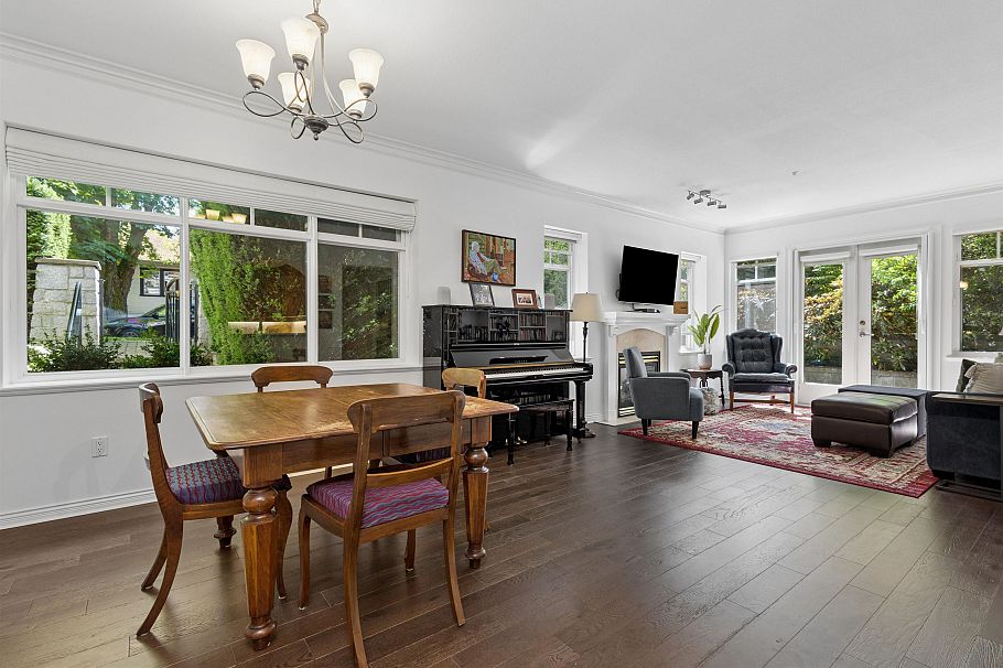2487 W 39th Avenue Vancouver, BC - 10