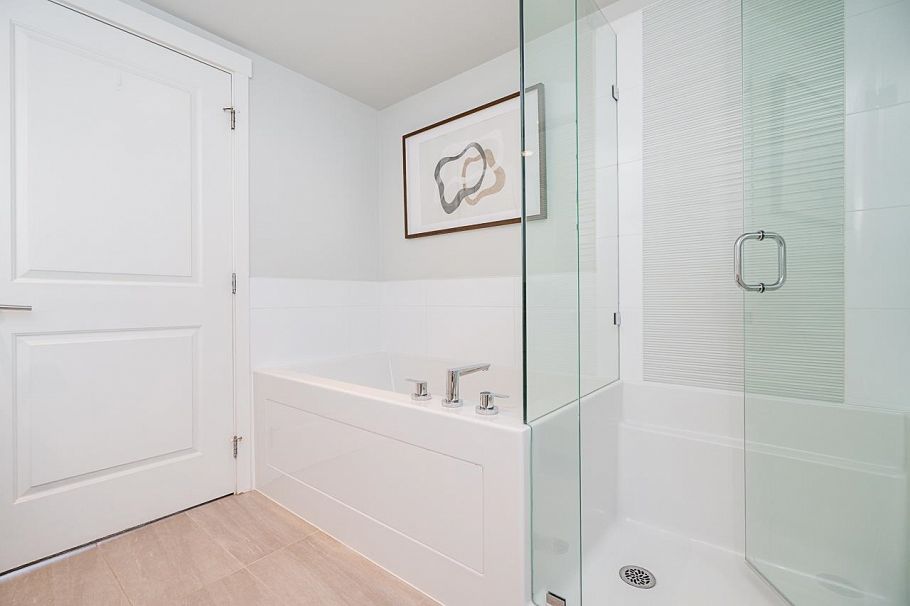 502 3281 E Kent Avenue North Vancouver, BC - 24