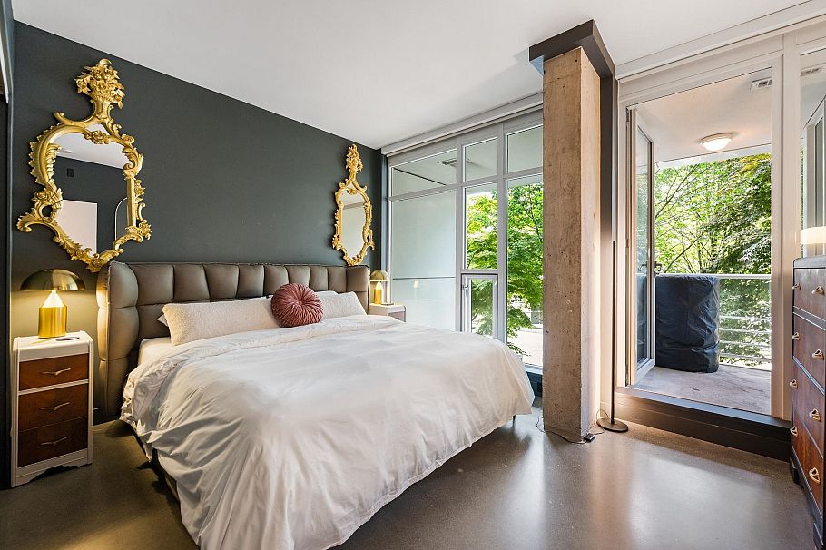 110 161 W Georgia Street Vancouver, BC - 25