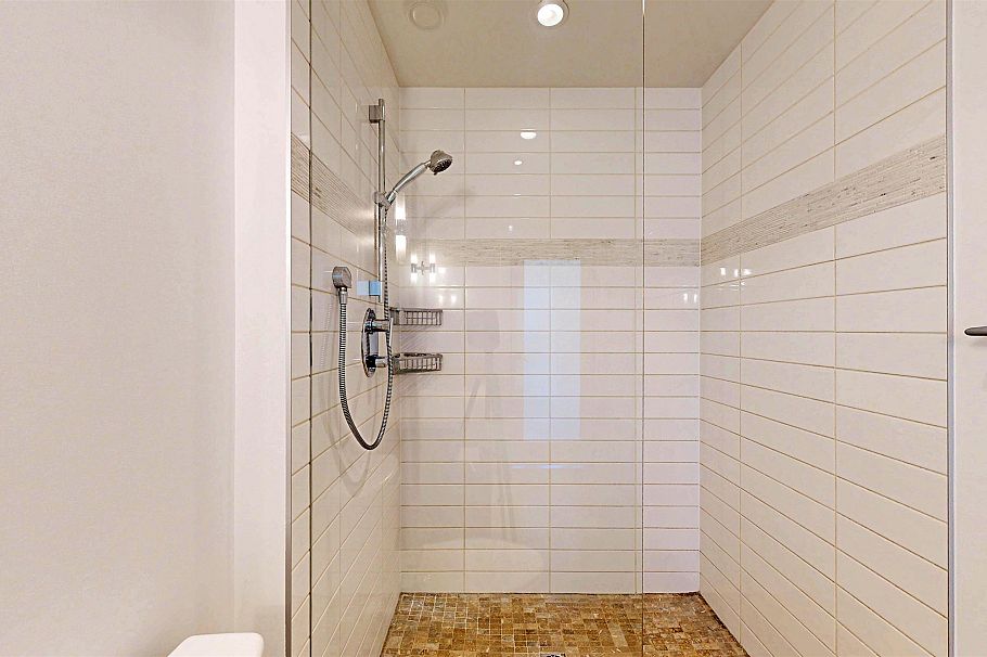 402 650 Evergreen Place North Vancouver, BC - 28