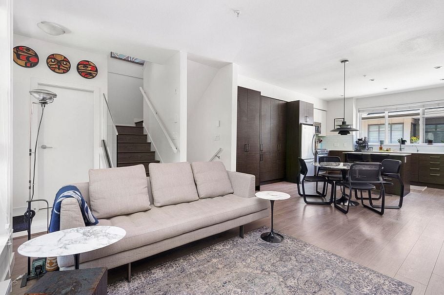 307 2135 Heritage Park Lane North Vancouver, BC - 6