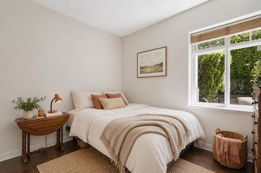 2487 W 39th Avenue Vancouver, BC - 23