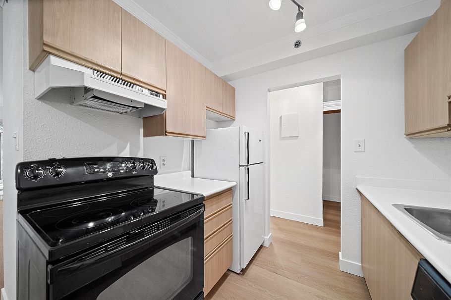 606 756 Great Northern Way Vancouver, BC - 11