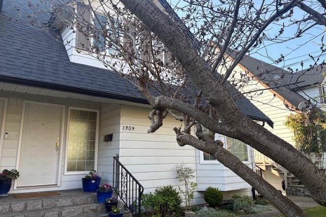 1309 Mahon Avenue North Vancouver, BC - 21