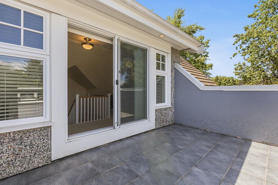 4188 Balaclava Street Vancouver, BC - 32