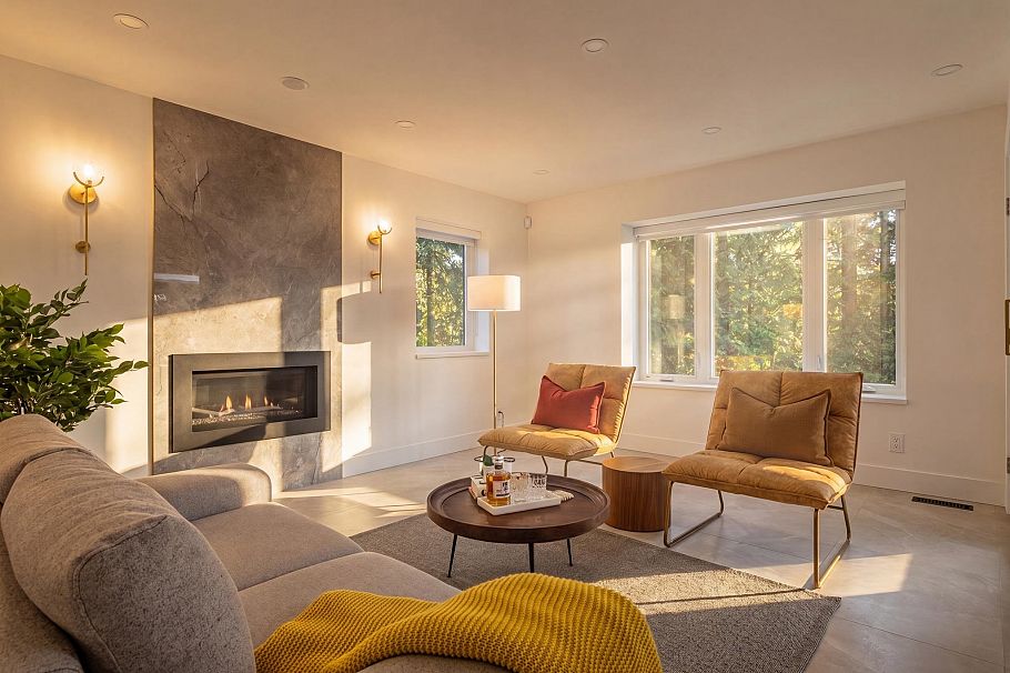 4283 Capilano Road North Vancouver, BC - 6