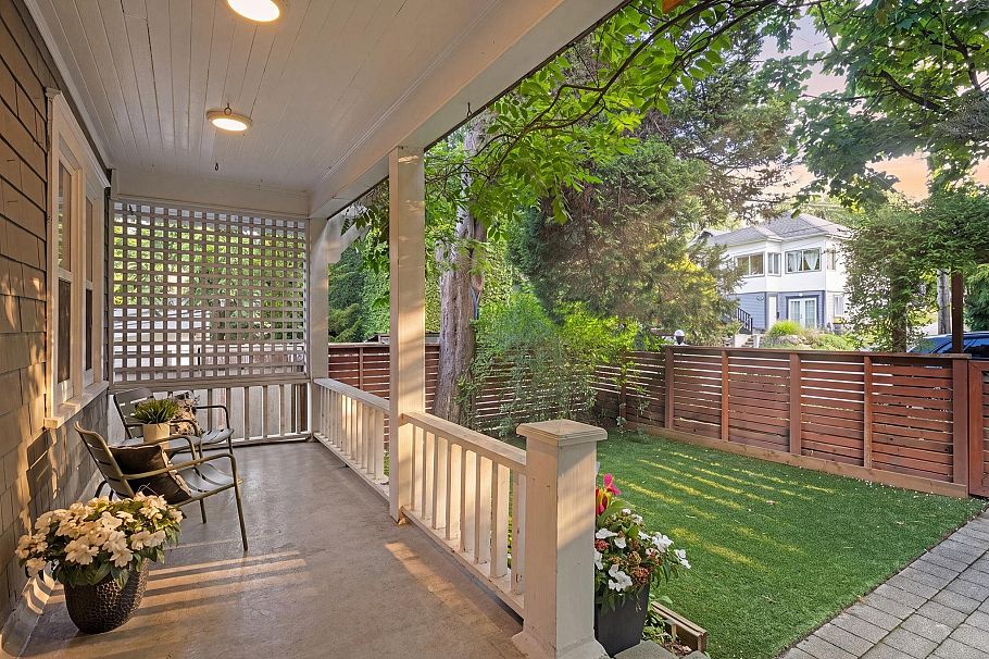 1859 Semlin Drive Vancouver, BC - 34