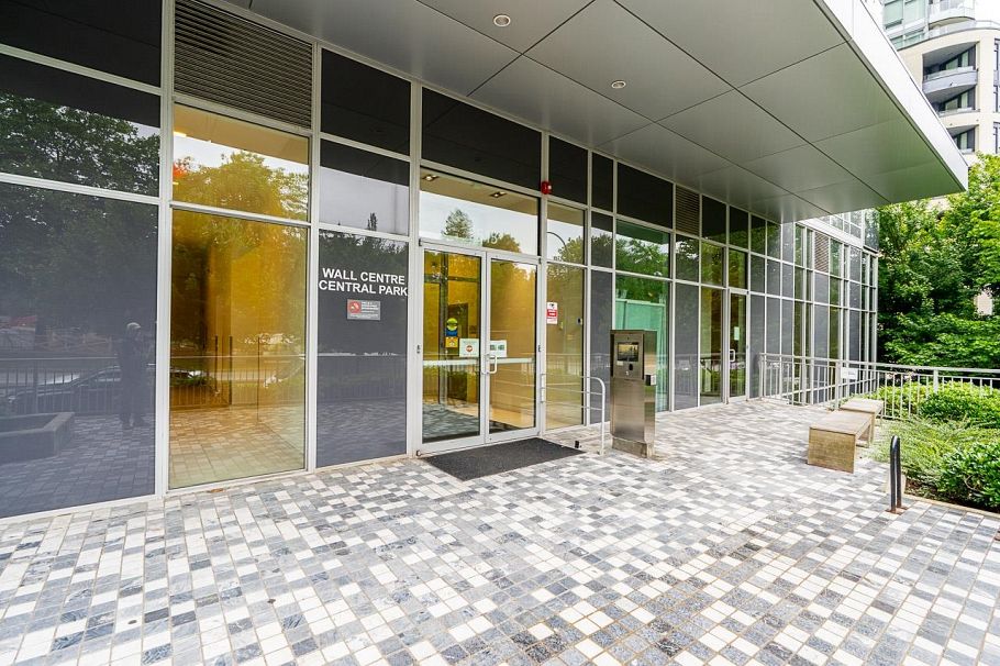 1806 5515 Boundary Road Vancouver, BC - 2