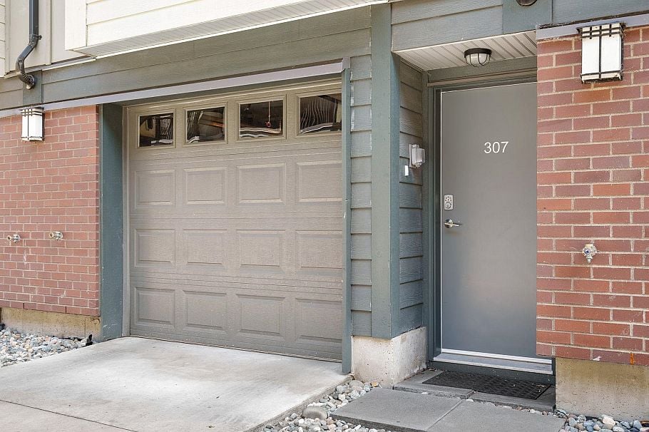 307 2135 Heritage Park Lane North Vancouver, BC - 34