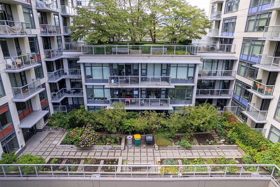 608 1708 Columbia Street Vancouver, BC - 36