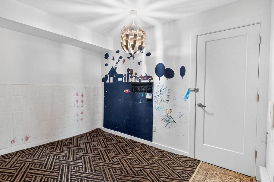 3360 Cobblestone Avenue Vancouver, BC - 23