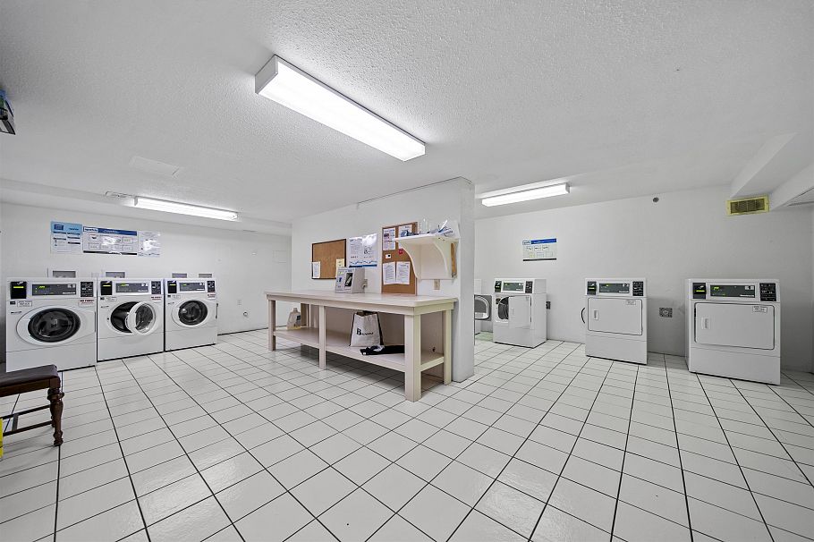 606 756 Great Northern Way Vancouver, BC - 29