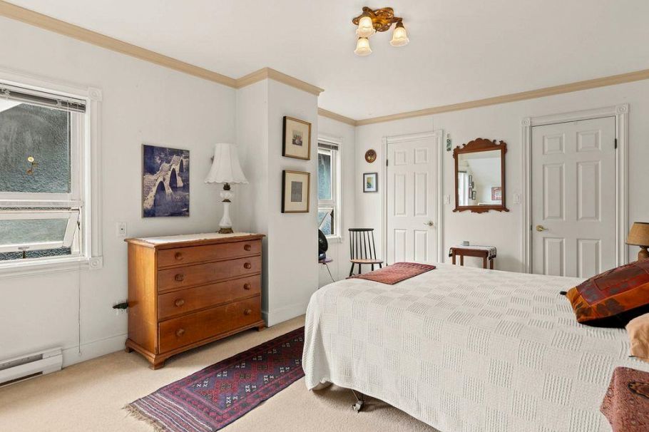 3738 W 24th Avenue Vancouver, BC - 11
