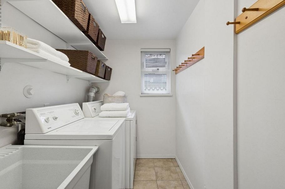 3285 Fromme Road North Vancouver, BC - 27
