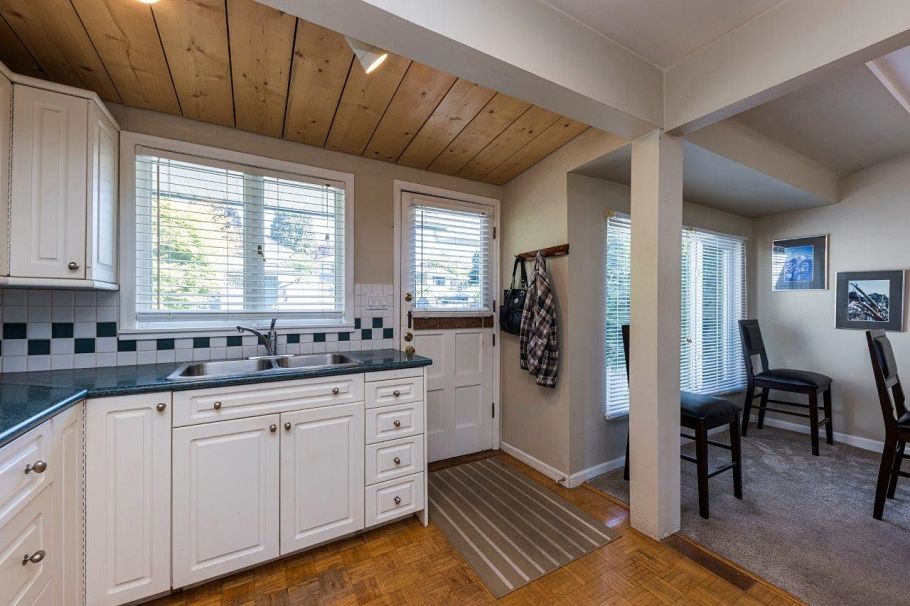 836 E 4th Street North Vancouver, BC - 7