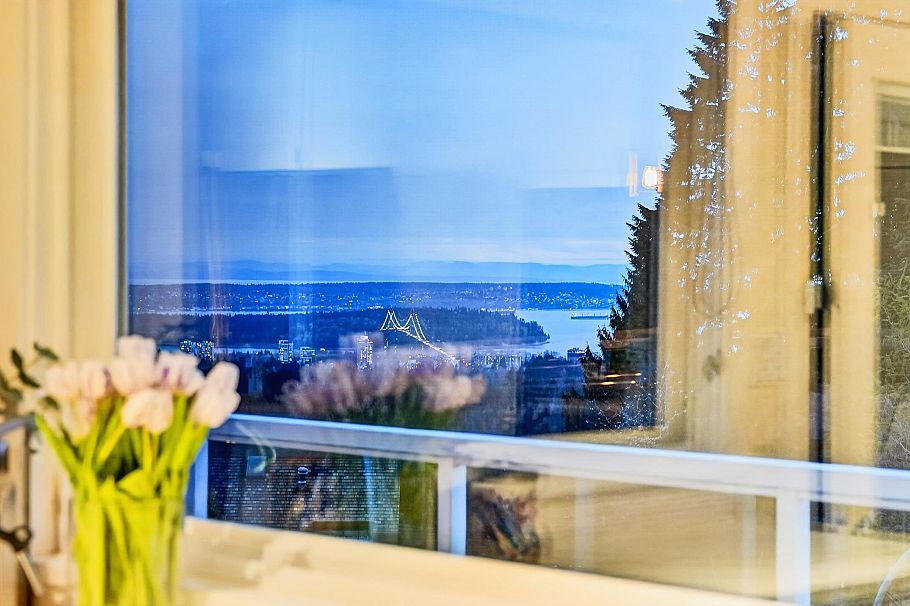 668 Alpine Court North Vancouver, BC - 34