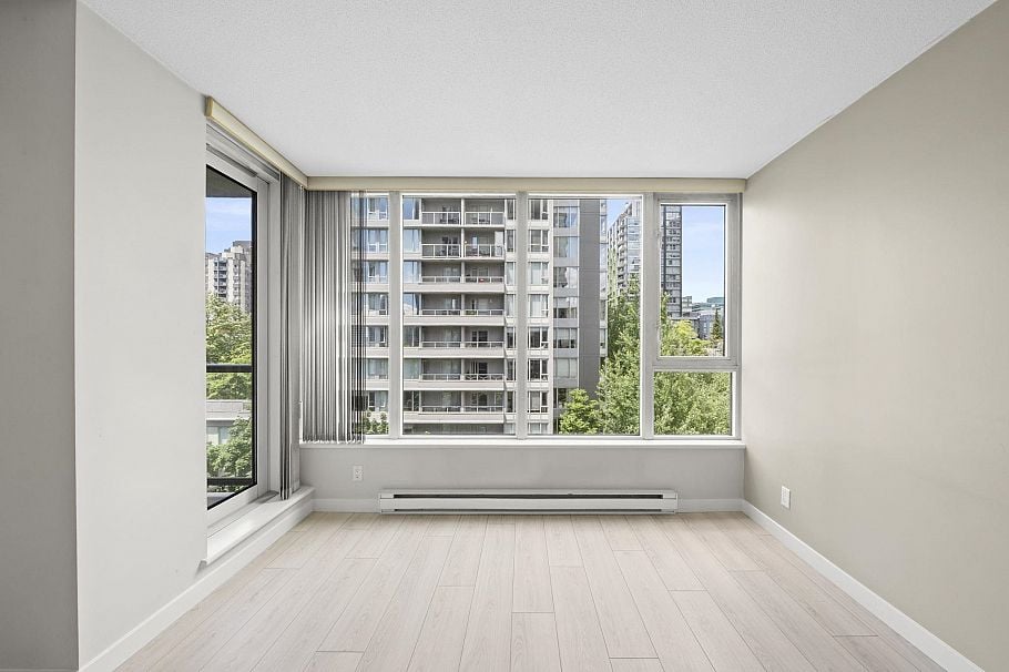 601 1010 Richards Street Vancouver, BC - 11