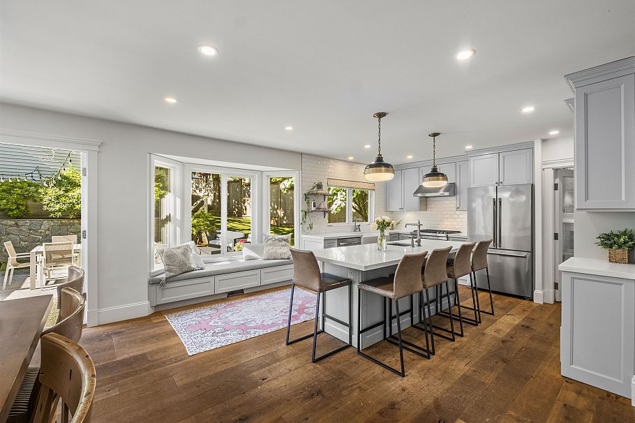 448 Brand Street North Vancouver, BC - 14