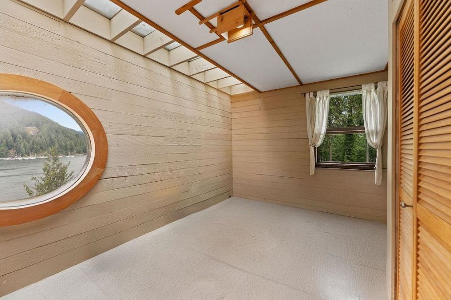 4678 Eastridge Road North Vancouver, BC - 36