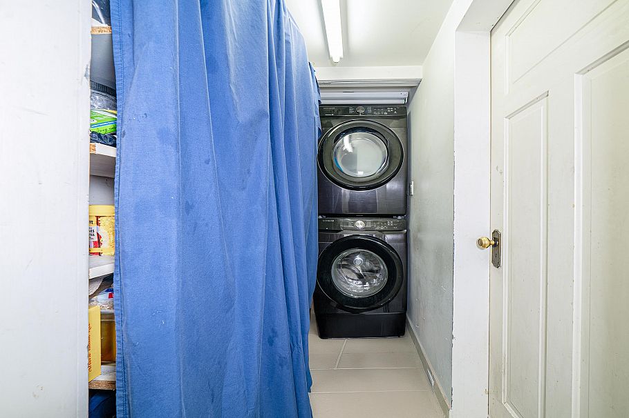 1989 W King Edward Avenue Vancouver, BC - 18