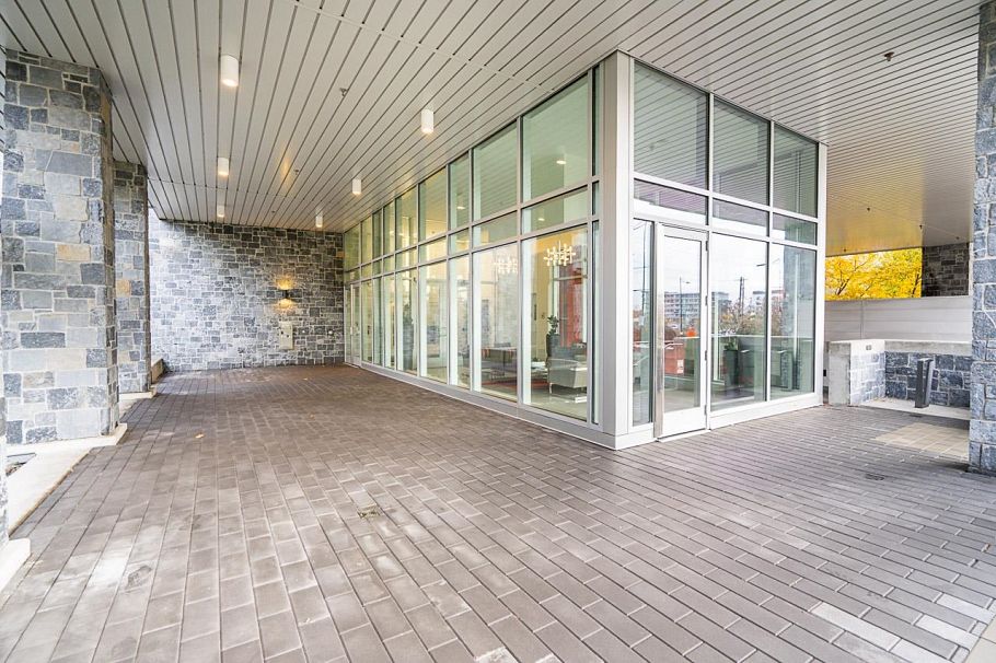 502 3281 E Kent Avenue North Vancouver, BC - 3