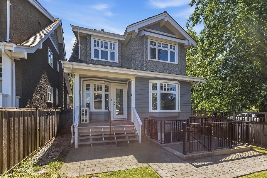 4188 Balaclava Street Vancouver, BC - 40