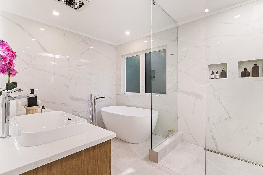4283 Capilano Road North Vancouver, BC - 19