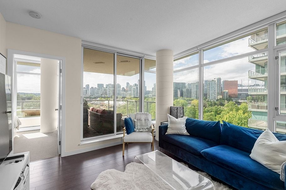 608 1708 Columbia Street Vancouver, BC - 5
