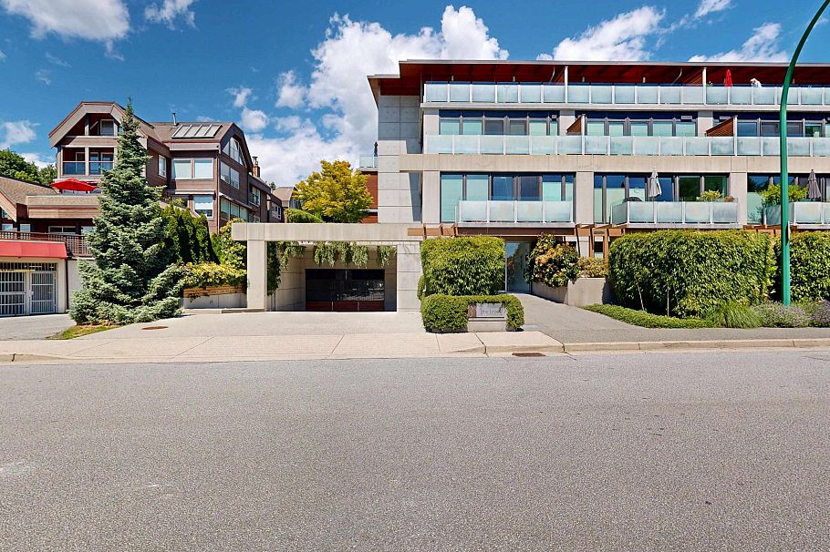 402 650 Evergreen Place North Vancouver, BC - 34