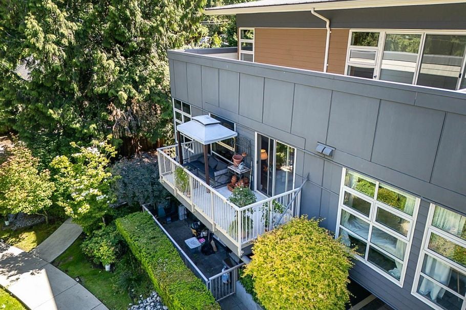 206 2832 Capilano Road North Vancouver, BC - 1