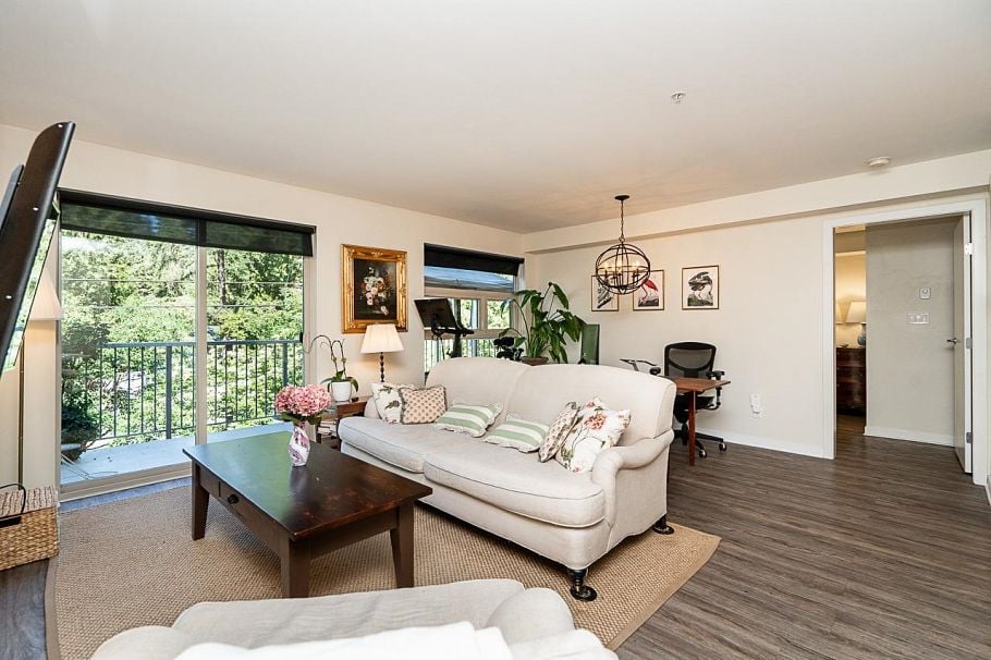 206 2832 Capilano Road North Vancouver, BC - 12