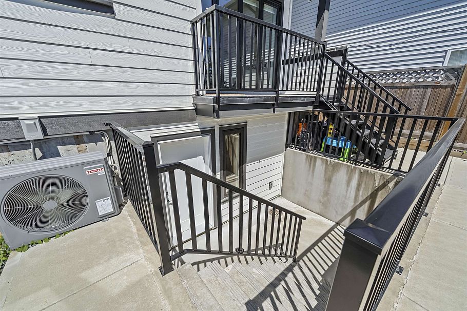 742 E 58th Avenue Vancouver, BC - 21