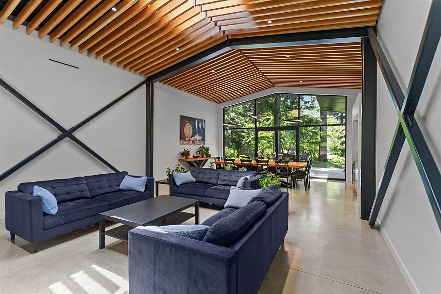 2409 Windridge Drive North Vancouver, BC - 3