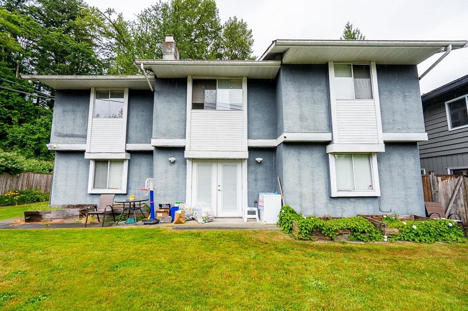 1990 Capilano Road North Vancouver, BC - 1