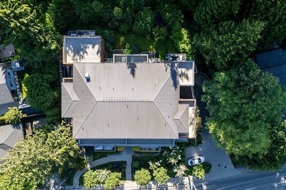 206 2832 Capilano Road North Vancouver, BC - 34