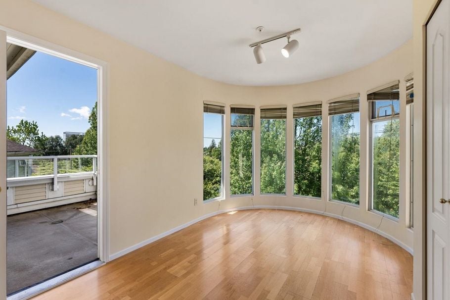 401 7620 Columbia Street Vancouver, BC - 11