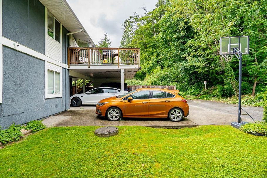 1990 Capilano Road North Vancouver, BC - 12