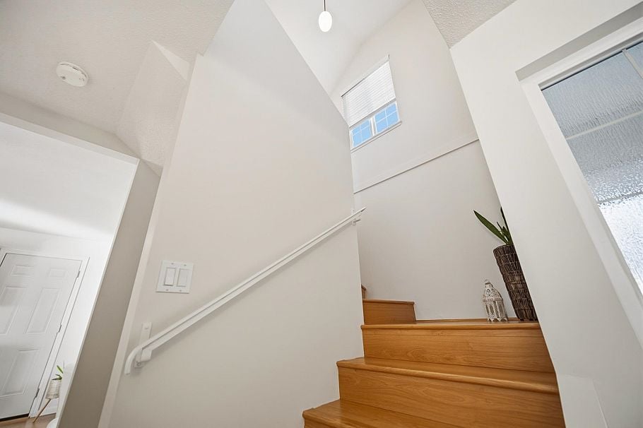 1309 Mahon Avenue North Vancouver, BC - 27