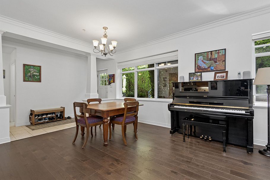 2487 W 39th Avenue Vancouver, BC - 12