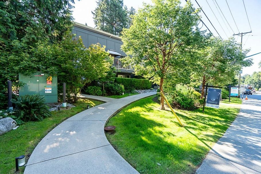 206 2832 Capilano Road North Vancouver, BC - 3