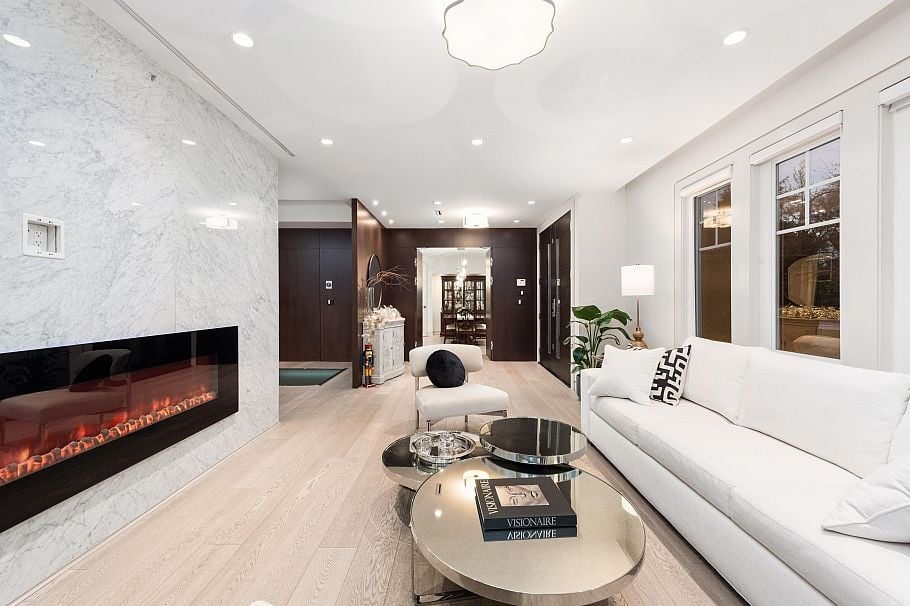 1407 W 33rd Avenue Vancouver, BC - 5