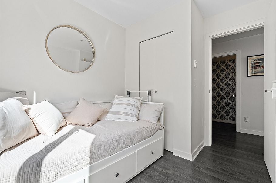 301 122 E 3rd Street North Vancouver, BC - 8